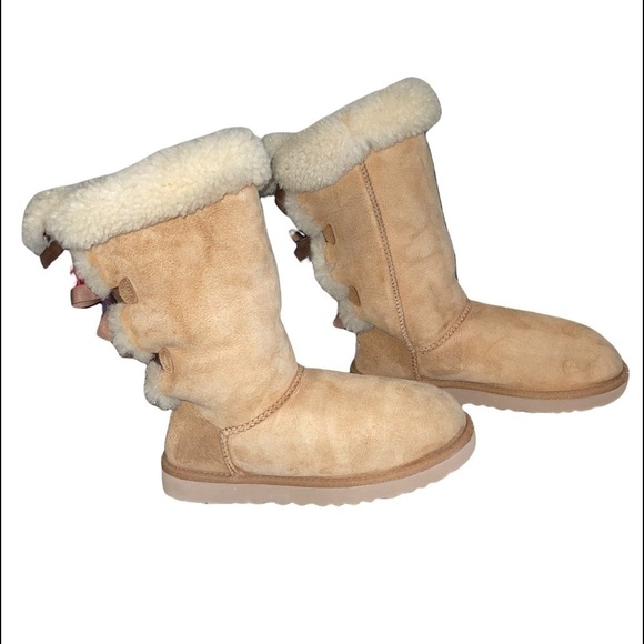 UGG CLASSIC TALL BAILEY BOW II TRIPLET WATER RESISTANT BOOTS. SIZE 8 - Picture 12 of 14